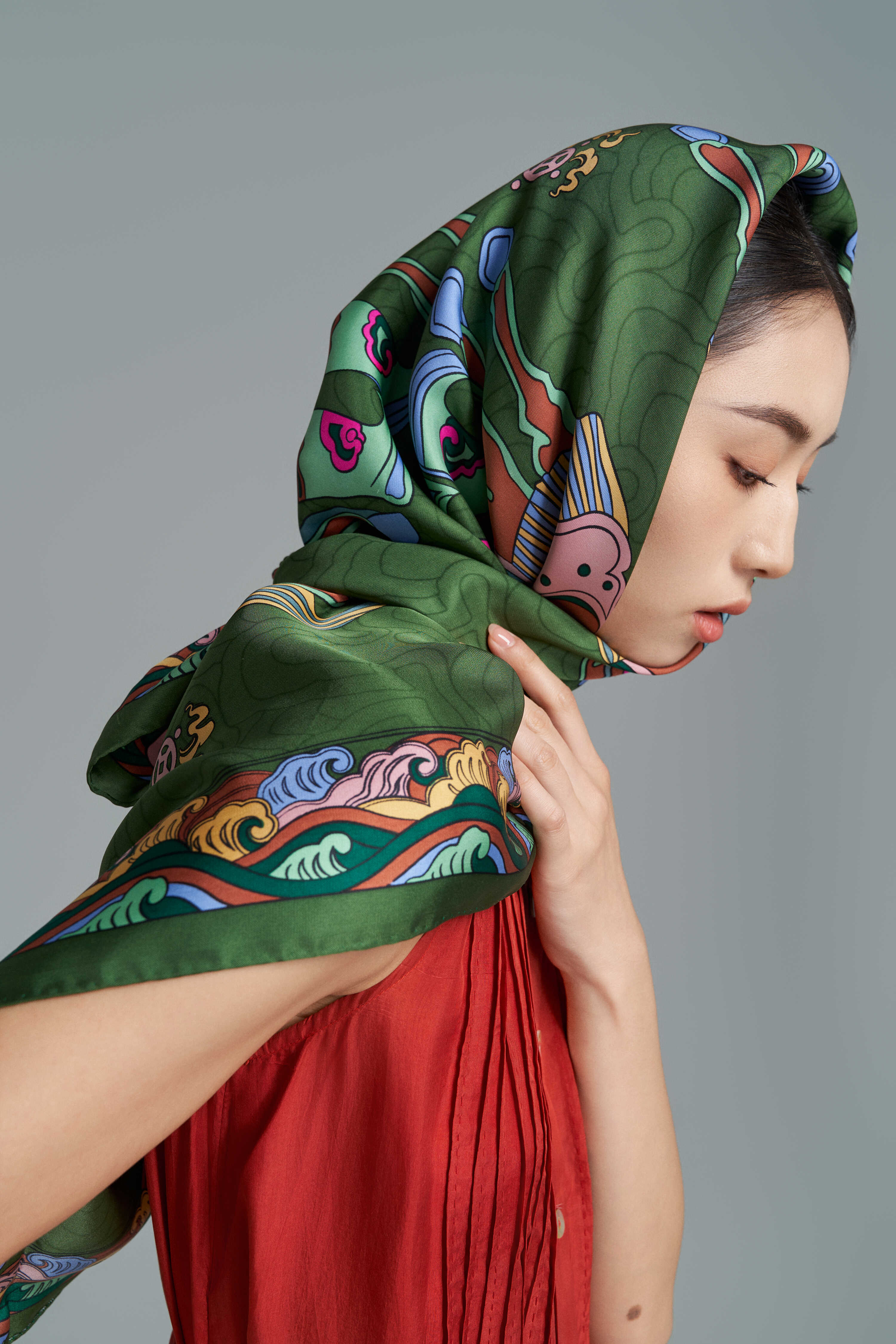 Khăn lụa Phúc Mã Văn Thanh/ Size 110x110