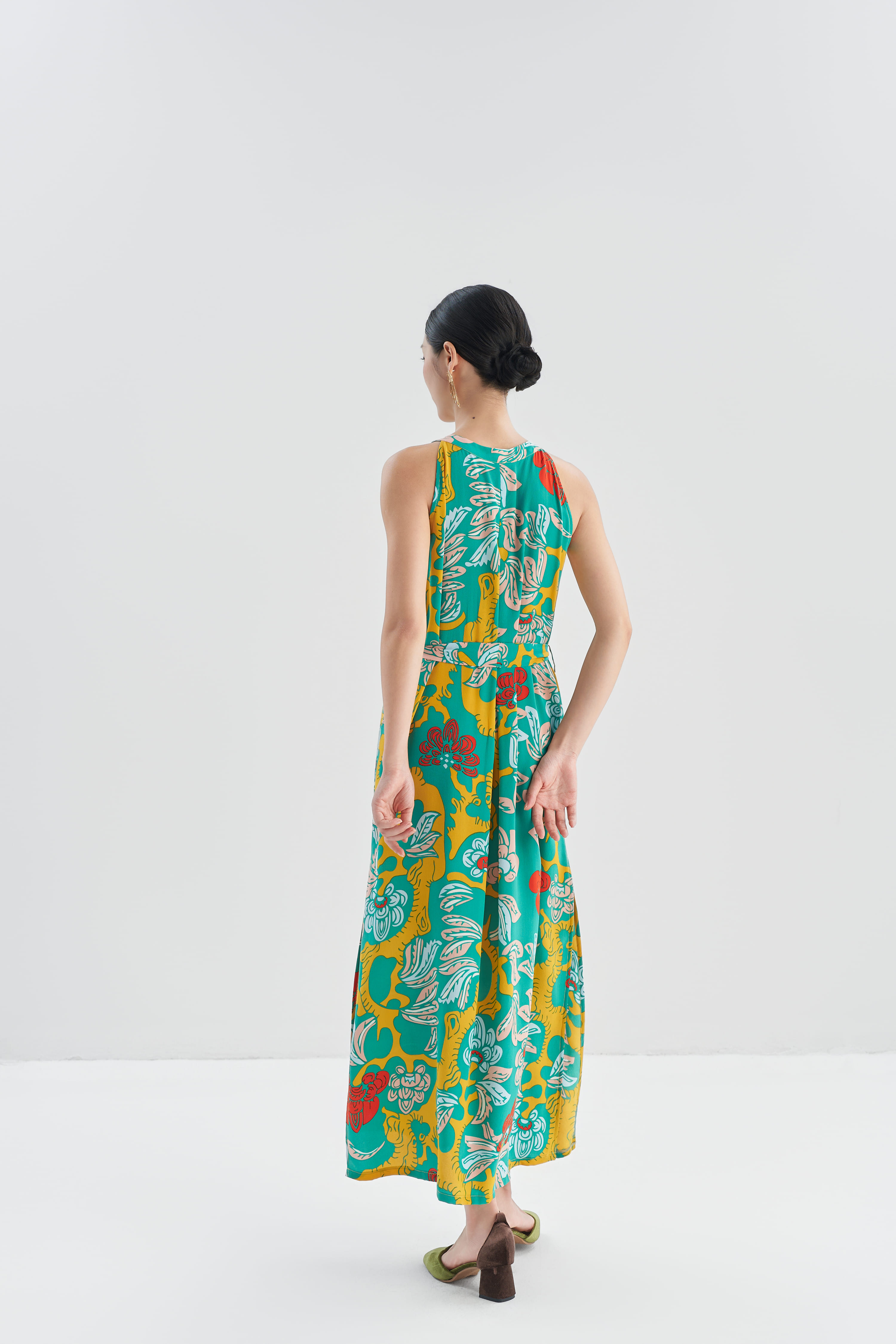 Váy lụa Vera cổ yếm/ Vườn Thanh Xuân