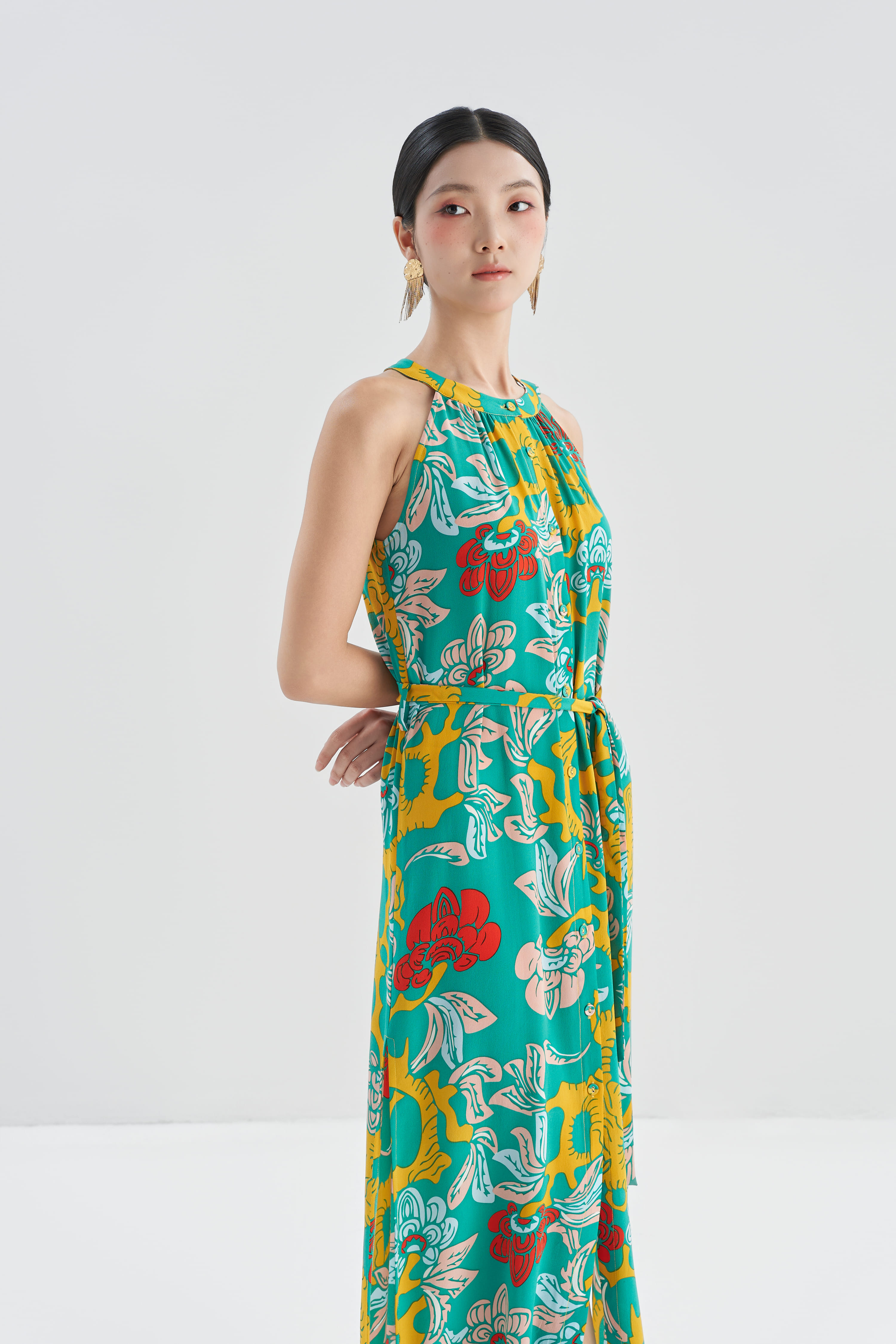 Váy lụa Vera cổ yếm/ Vườn Thanh Xuân