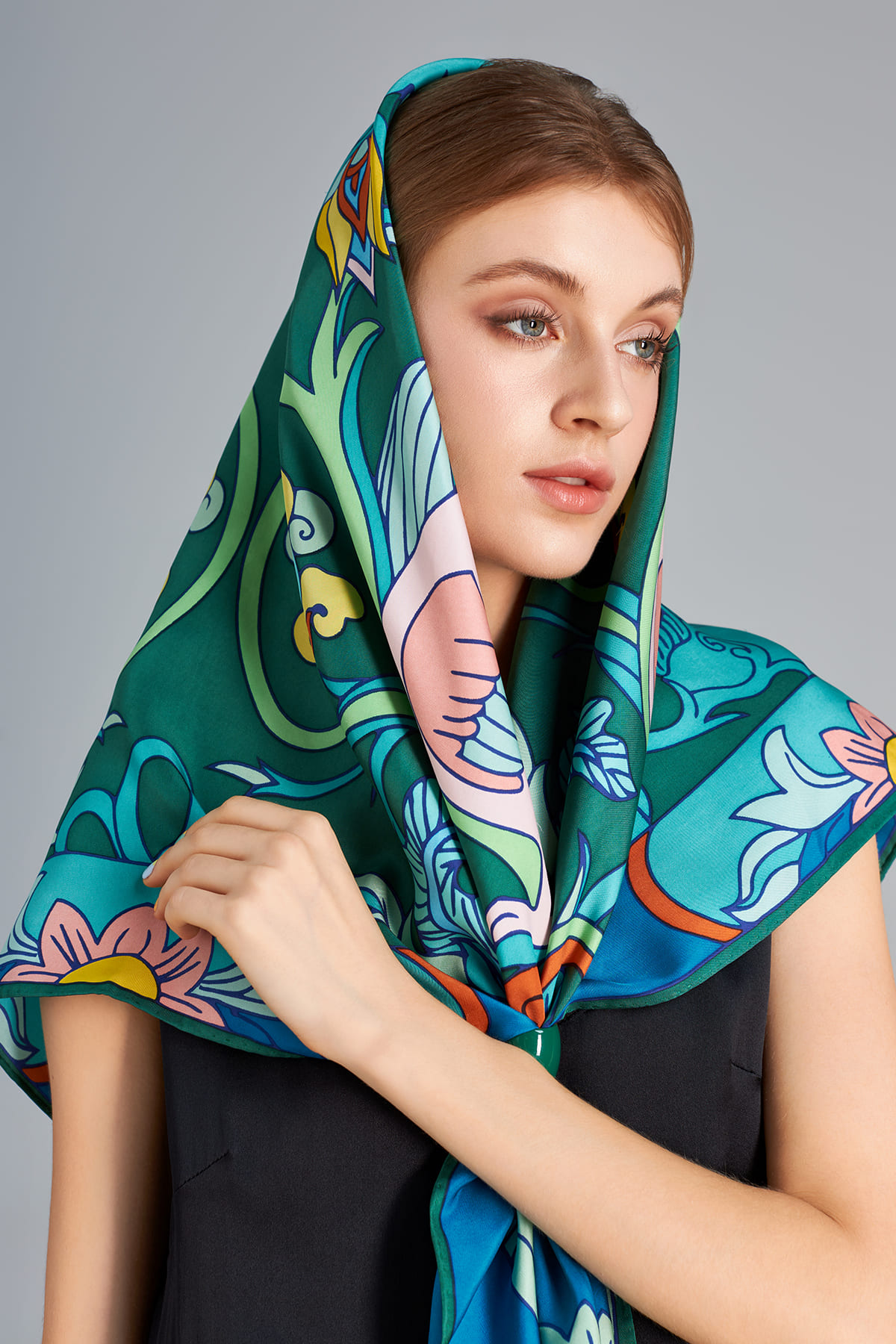 Khăn lụa Phượng Điểu/ Xanh Lá/ Size 65x65