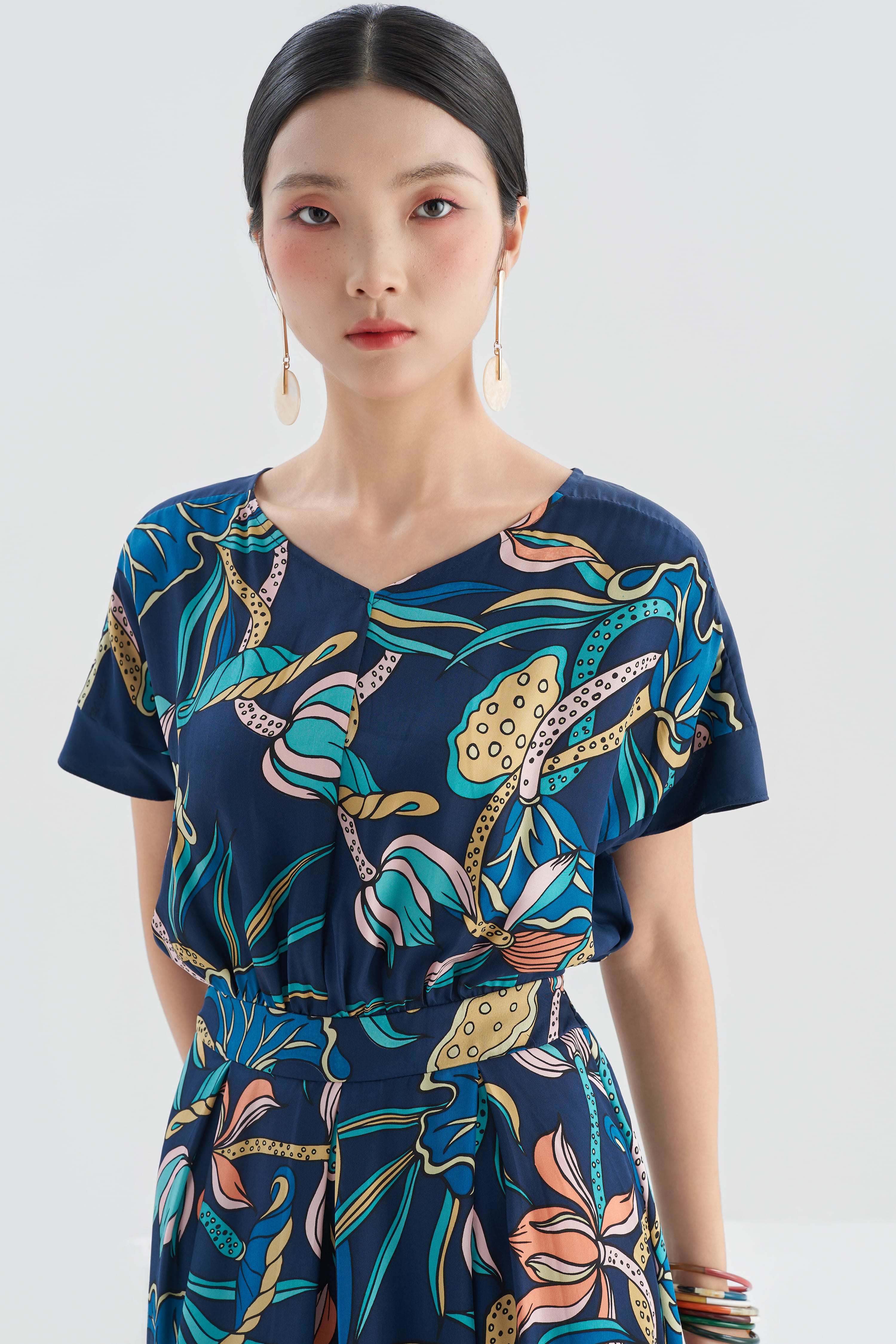 Váy lụa Aura/ Liên Hoa Vũ/ Xanh Navy