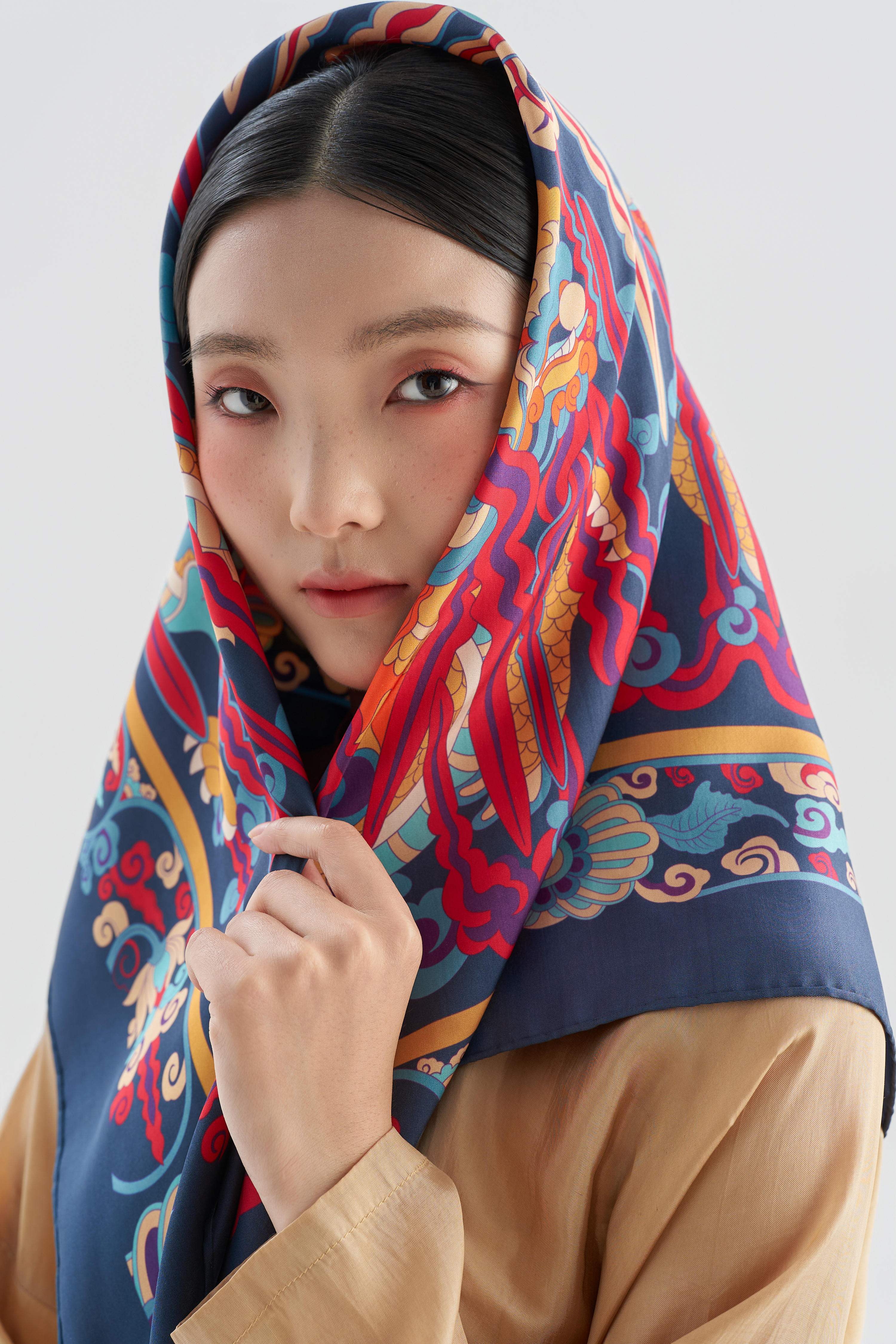 Khăn lụa Lưỡng Long Hí Châu/ Xanh Navy/ Size 90x90