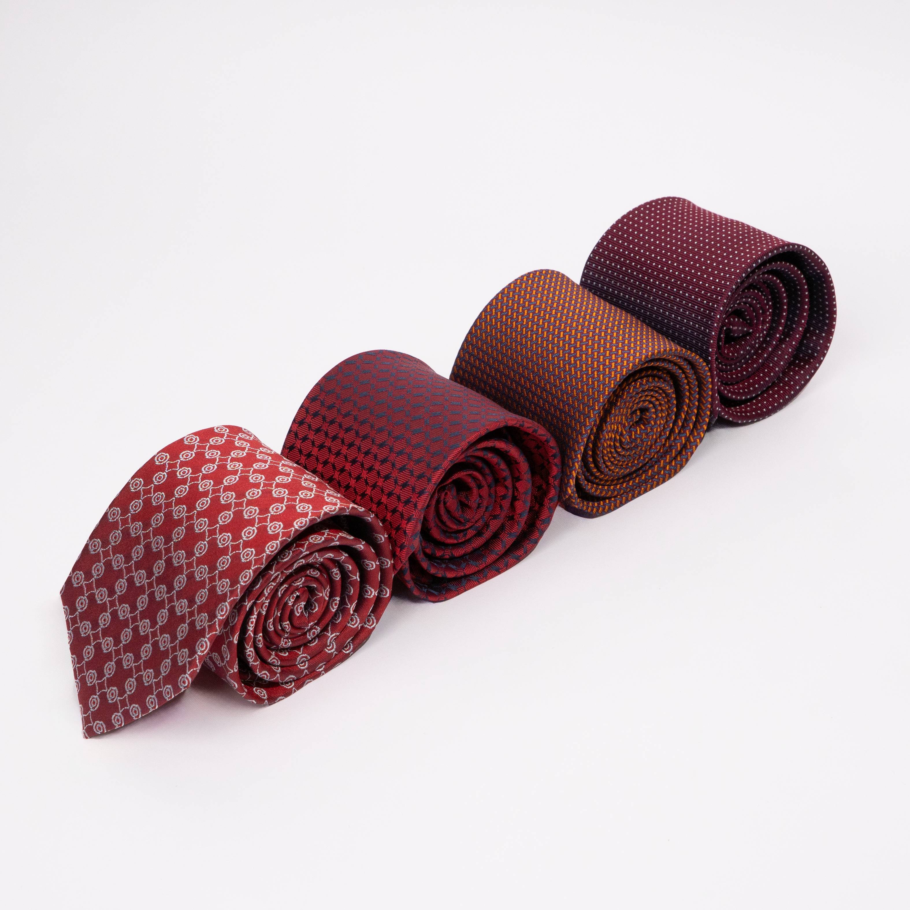 Cà vạt lụa ô tròn/ Đỏ/ 8cm